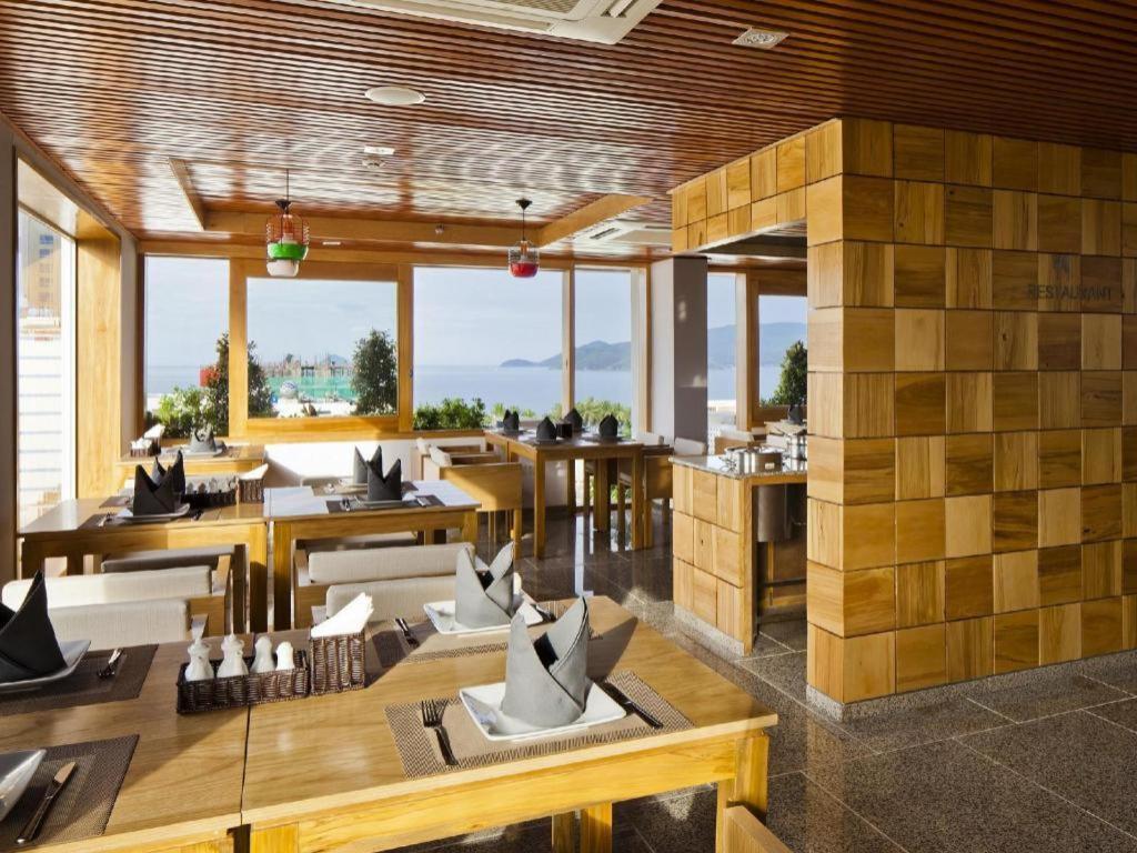Golden Holiday Hotel Nha Trang Exterior foto